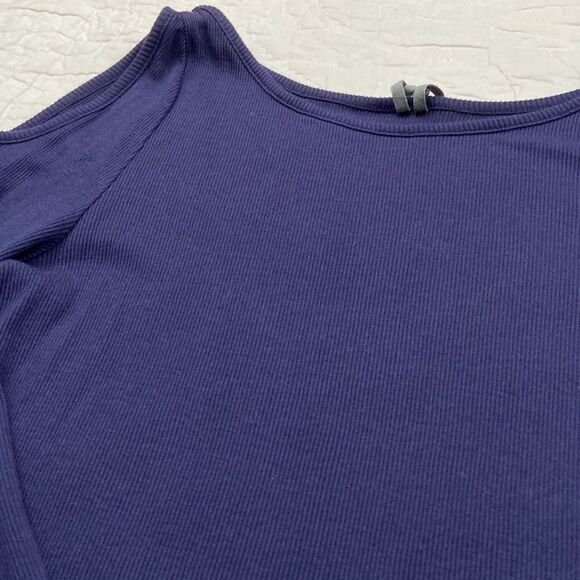 Anthropologie Ribbed Cold Shoulder Long Sleeve Shirt size Medium - Picture 2 of 7